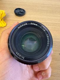 Nikkor 50mm f/1.8 – Obiettivo luminoso per Nikon F