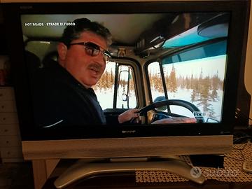 TV  SHARP AQUOS 32'' LCD LC-32GA8E