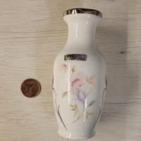 Piccolo vasetto decorativo in porcellana 