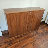 Mobile basso da ufficio in legno - portadocumenti