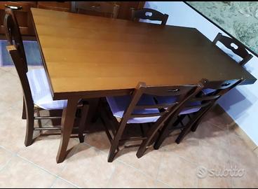 Tavolo e sedie