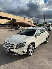 Mercedes GLA