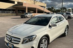 Mercedes GLA