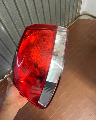 fanale posteriore Volkswagen Golf 6