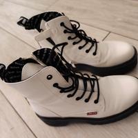 Scarponi levi's donna