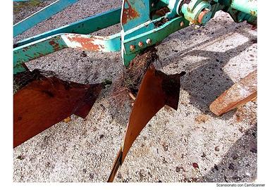 Aratro bivomere Corma 38