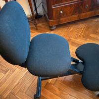 Sedia ergonomica con poggia schiena