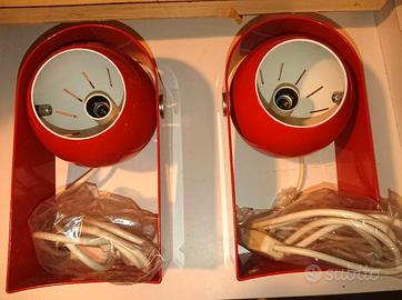 Lampade orientabili in metallo 