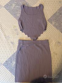 Completo gonna e crop top