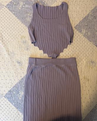 Completo gonna e crop top