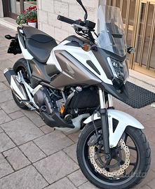HONDA NC 750X ABS DCT TRACTION CONTROL