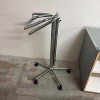 Arredamento negozio abbigliamento