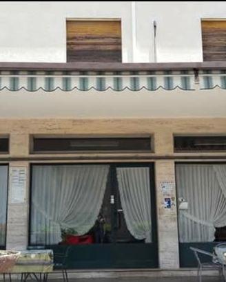 Immobile con bar-ristorante e 2 appartamenti