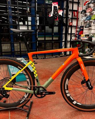 bici gravel MEGAMO SILK 02 tg M GRAVE ZIPP 303  S