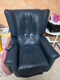 poltrona in pelle per massaggi