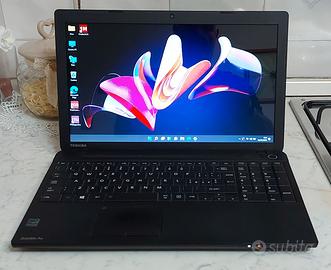 Notebook Toshiba intel i3 quad-core 8GB 1T-HD.