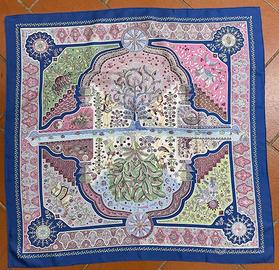 HERMÈS - Foulard 90x90 - seta - col. lavanda.