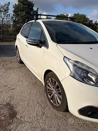 Peugeot 208 bluehdi 100