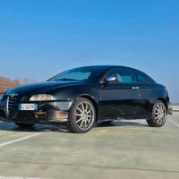 Alfa gt 1.9 LUXURY