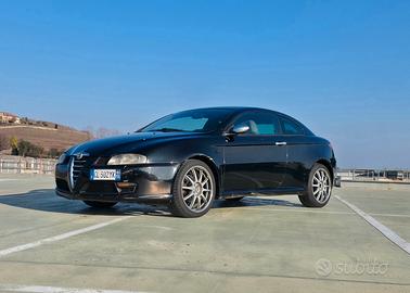 Alfa gt 1.9 LUXURY
