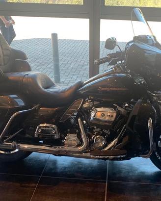Harley-Davidson Electra Glide Ultra Limited 114