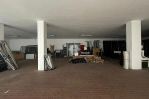 MAGAZZINO A DARFO BOARIO TERME