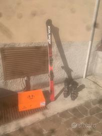 Sci da neve più scarponi