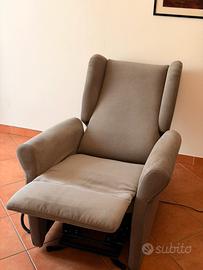 Poltrona reclinabile per anziani