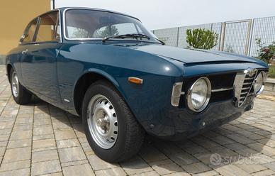 Alfa romeo GT junior 1300 scalino