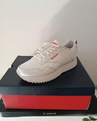 Sneakers Reebok Bianche in Pelle – Nr 39