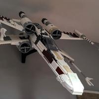 LEGO Star Wars 75355 UCS X-Wing fissaggio a muro