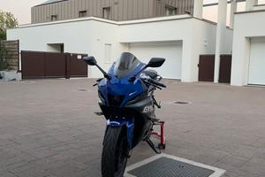 Yamaha r125