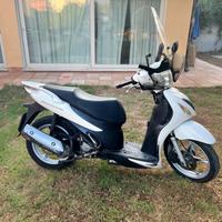 Suzuki 125