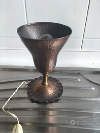 Lampada da tavolo vintage in rame