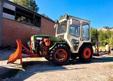 TRATTORE PASQUALI 970 CON ATTREZZATURE