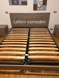 Letto matrimoniale + comodini