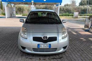 TOYOTA YARIS 2007 CC 1.4 D4D CAMBIO AUTOMATICO 