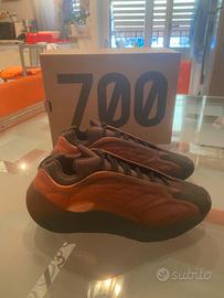 yeezy 700v3