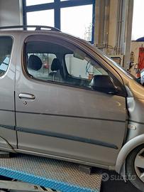 Porta anteriore dx nuda TOYOTA YARIS VERSO 2003