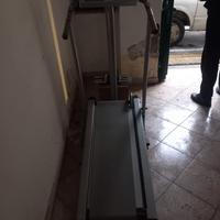 Tapis Roulant e Manubri con pesi