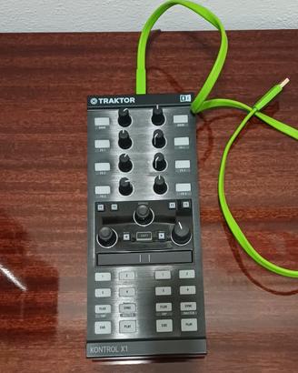 Controller X1  MK2,Scheda AudIp,Cavi Usb OYAIDE