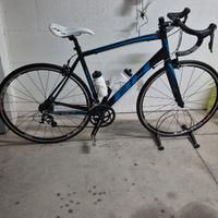 Bici da corsa marchio BH