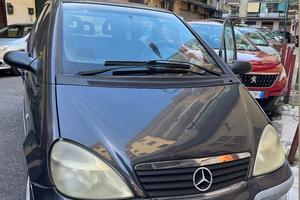 Mercedes 2003 Classe A passo lungo