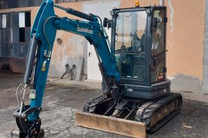 Escavatore 27 q.li