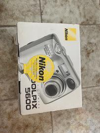 Nikon Coolpix 5600 – Vintage 2005
