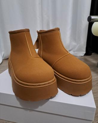 Stivali donna modello UGG 37