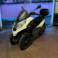 Piaggio MP3 300 2024