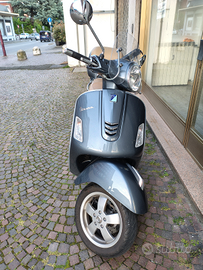 Vespa 300 gts abs