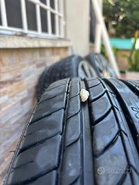 Cerchi e gomme