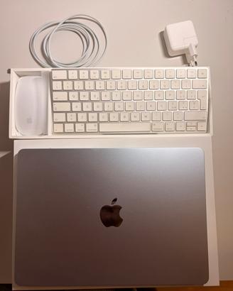MacBook Air M4 13” (2025) 16GB/256GB + Magic Mouse